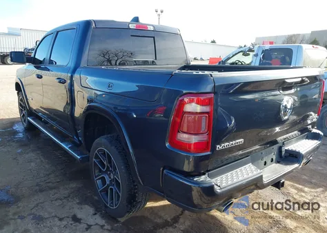 2019 Ram 1500 Laramie 4X4 5'7 Box z USA, uszkodzony, nr VIN 1C6SRFJT9KN713616